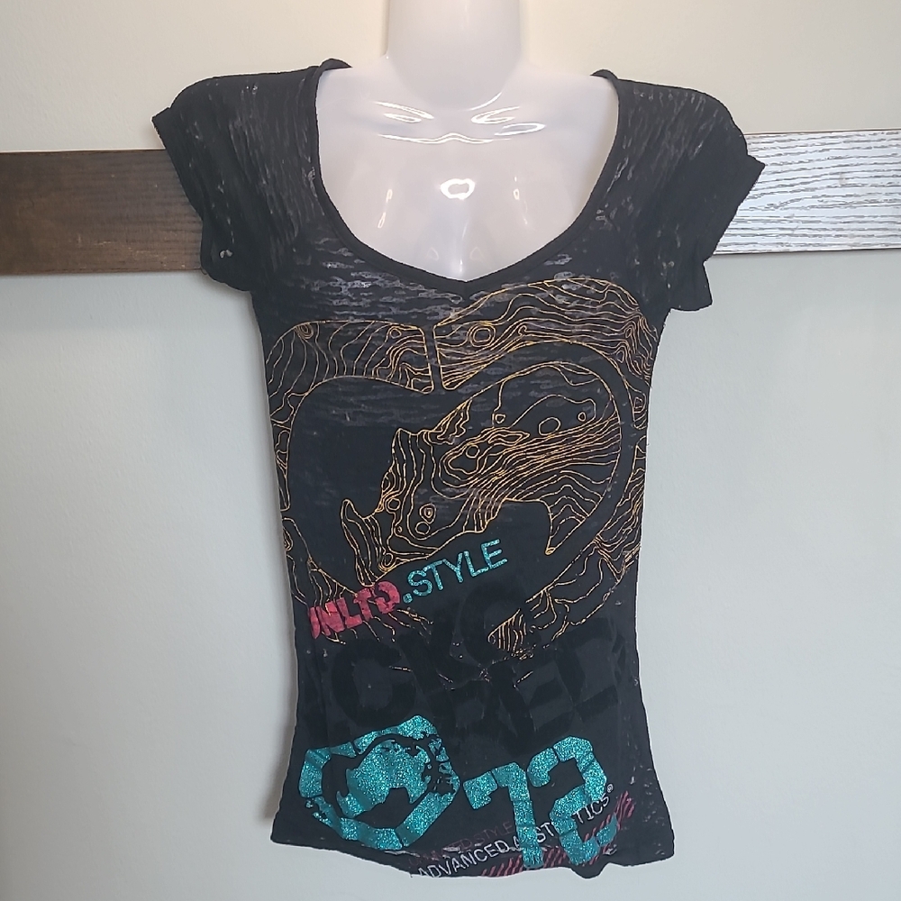 Eckored Shimmer Olo Fitted Black Sheer Zebra Y2K Ultd Style Short Sleeve Tee